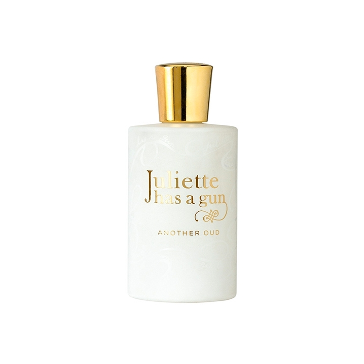 another oud by juliette has a gun